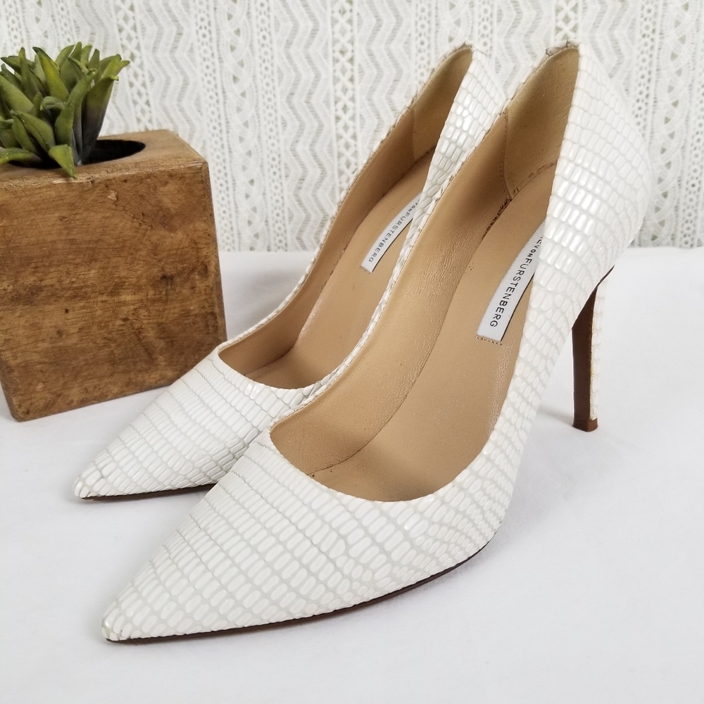 Diane Von Furstenberg Croc Bethany Pointed Pump
